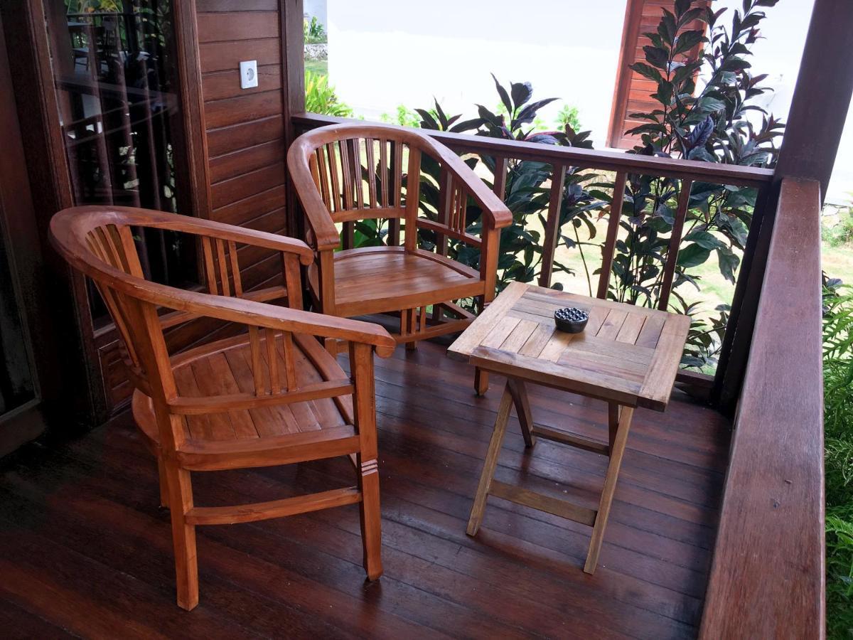 Sunset Hill Lembongan Hotel Exterior foto