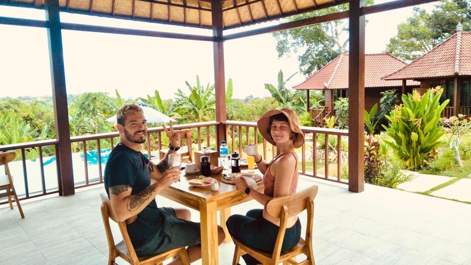 Sunset Hill Lembongan Hotel Exterior foto